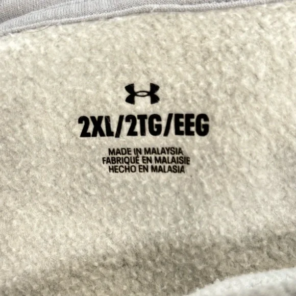 🤑5/$25 Men’s Under Armour Cream Long Sleeve Fleece Hoodie - Picture 3 of 4